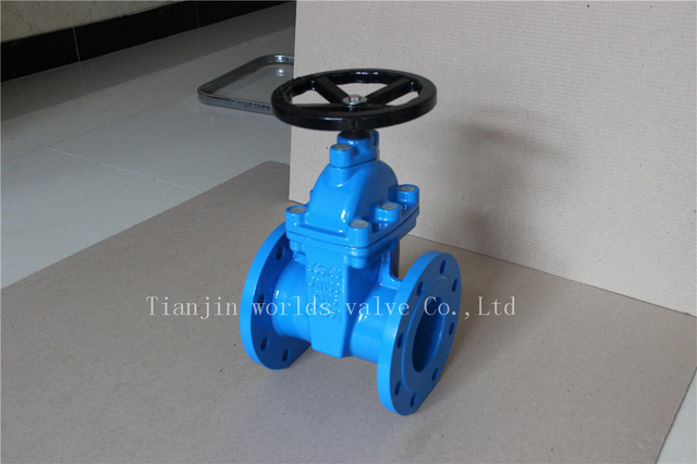 Proveedor de válvulas OEM de China: válvula de puerta sentada resistente a Awwa C509 con rueda de mano