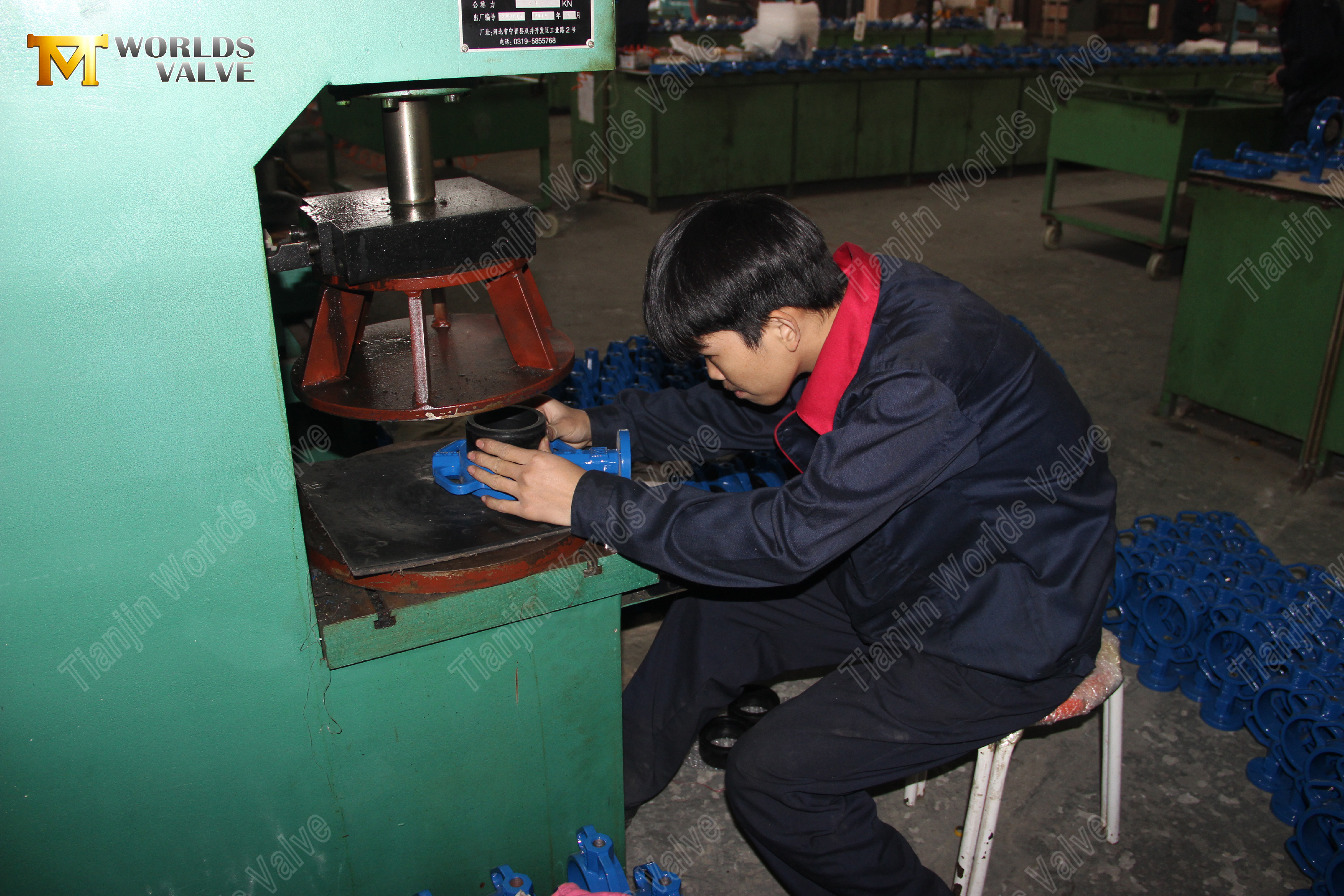 V&aacute;lvula de mariposa tipo wafer de dos v&aacute;stagos con respaldo de asiento de EPDM, dise&ntilde;o duradero accionado por palanca (8) .jpg