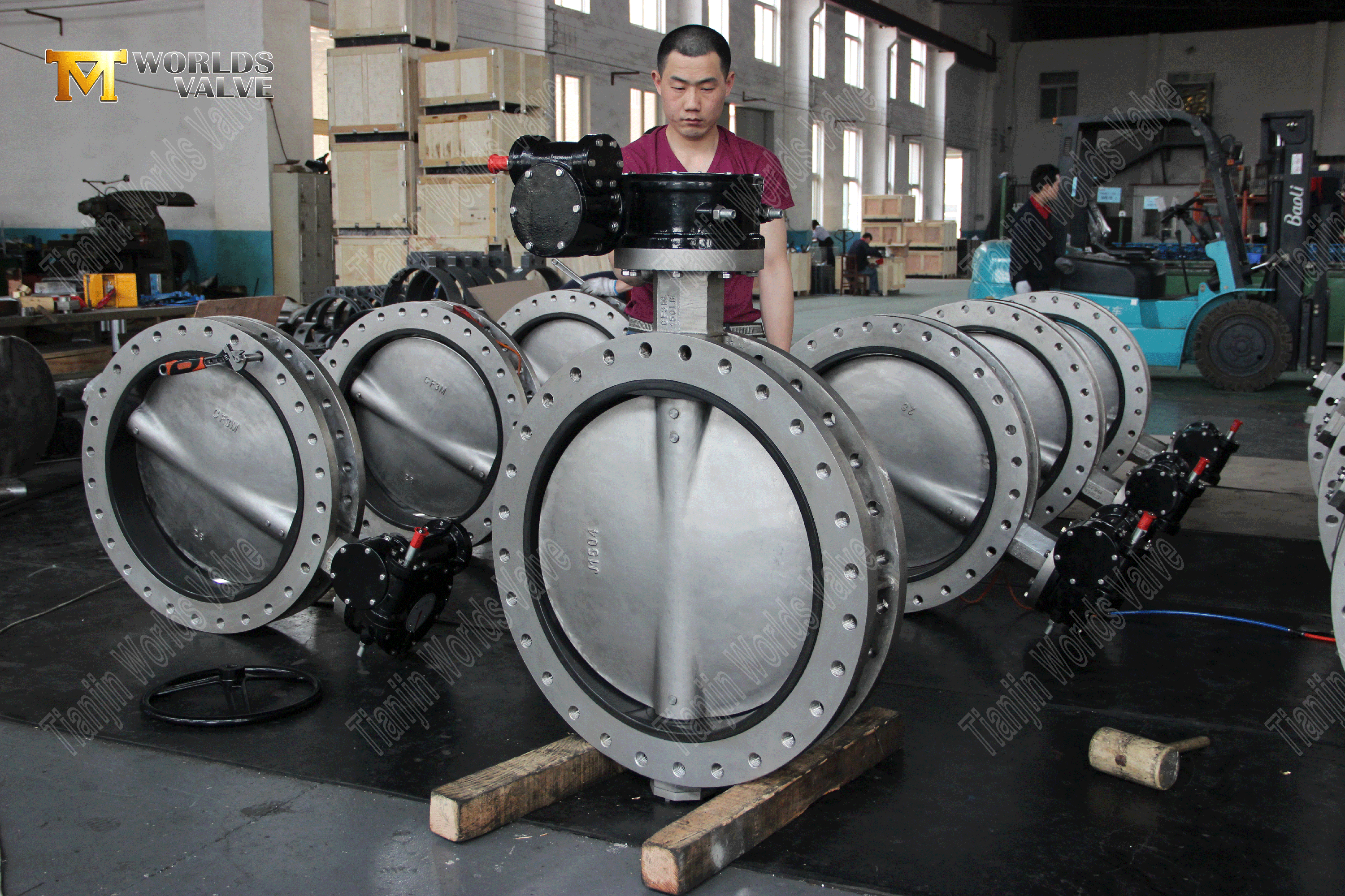 V&aacute;lvula de mariposa en forma de U operada en marcha (6)